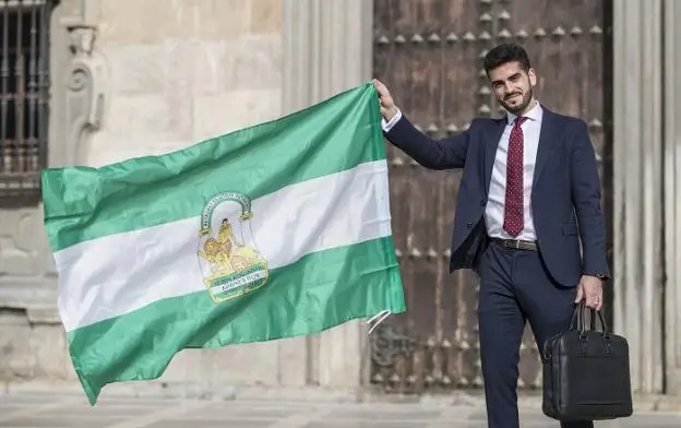 Abogado con bandera Andalucía